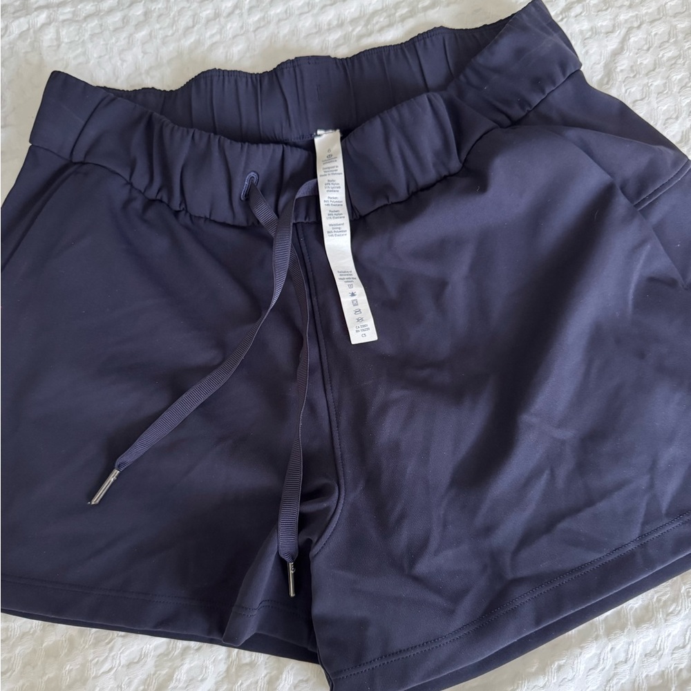 lululemon athletica Blue Athletic Shorts Lightweight Elastic Waist